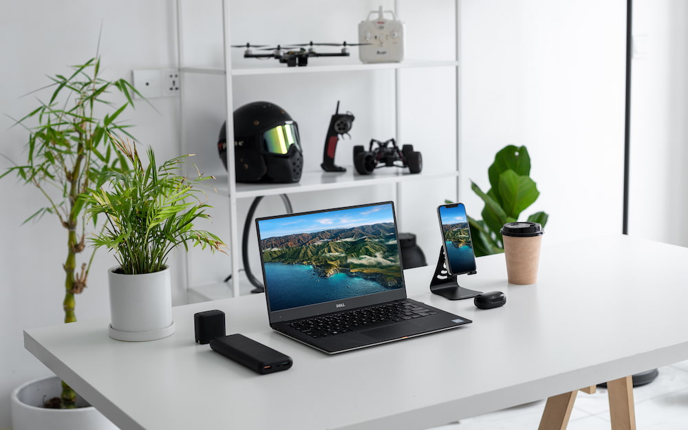 Equipment used by Digital nomad