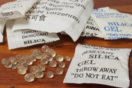 desiccants for removing moisture